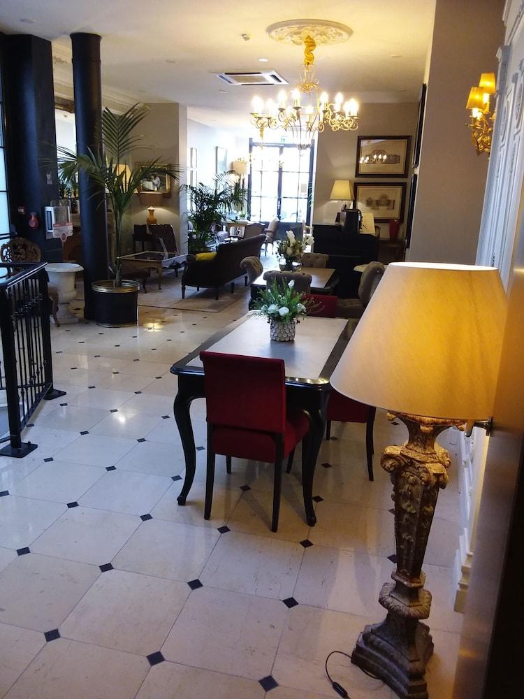 Hotel De La Treille Lille Bagian luar foto
